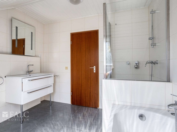Badezimmer OG