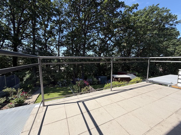 Balkon mit Blick ins Grüne!
