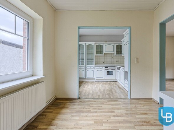 Esszimmer mit Blick in die Küche