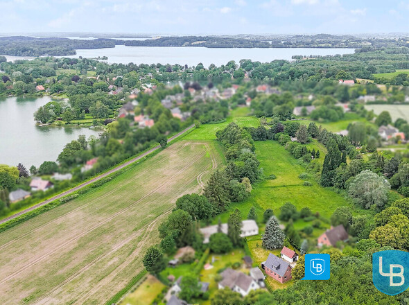 Zwischen den Seen