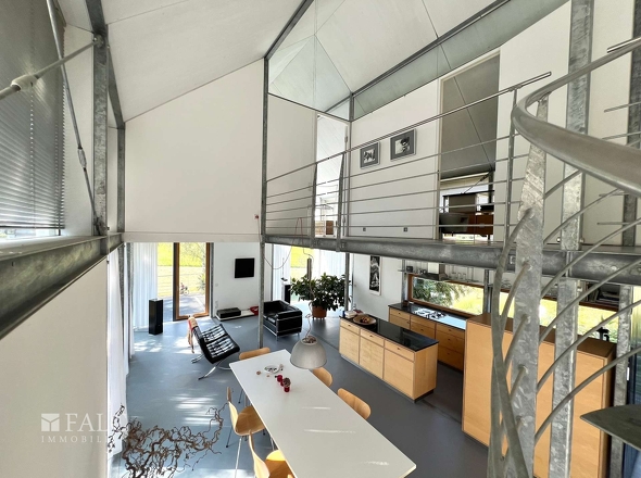 Wohnzimmer mit Galerie