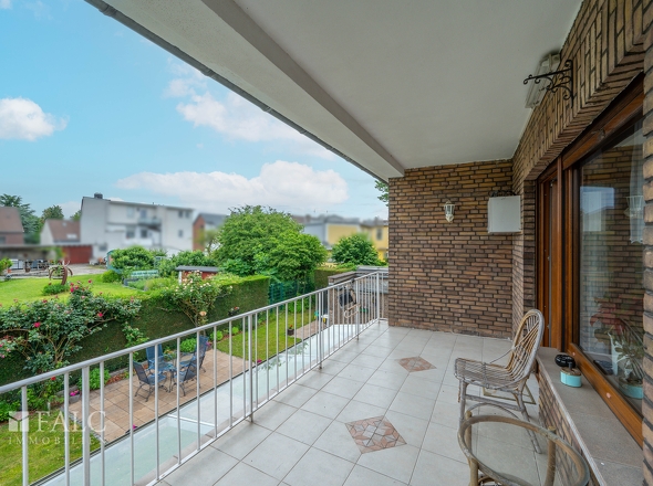 Balkon 1OG