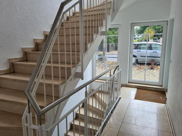 gepflegte Treppenhäuser