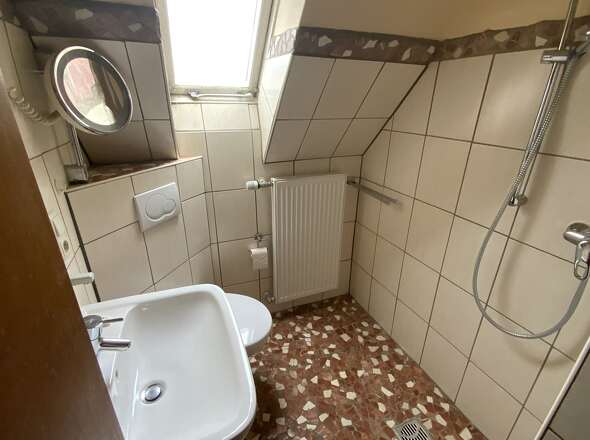kleines Duschbad im Obergeschoss