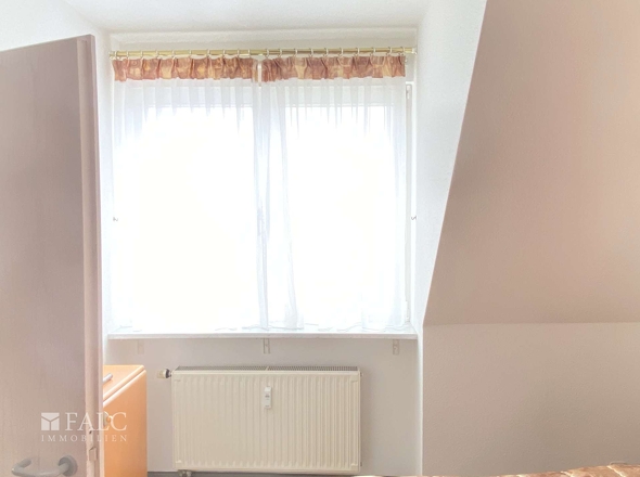Schlafzimmer DG