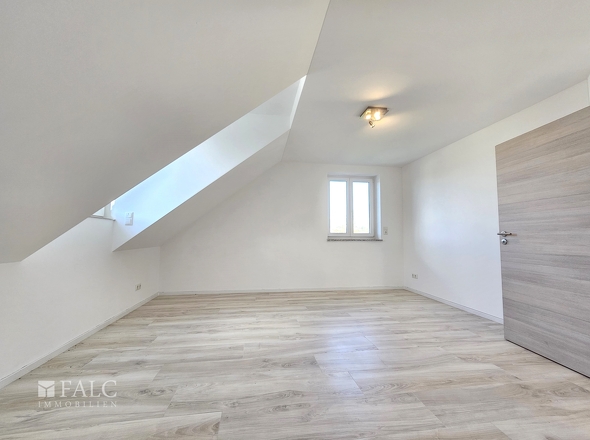 2. Schlafzimmer Dachgeschoss 