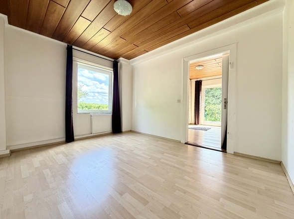Zimmer II EG