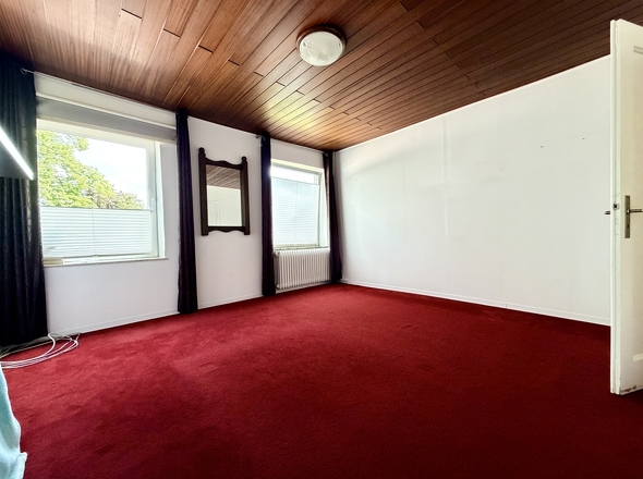 Zimmer III EG