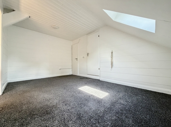 Zimmer III OG mit WC
