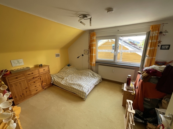 Schlafzimmer DG 1