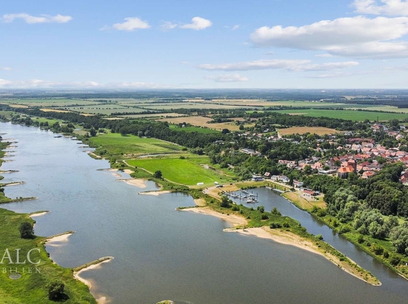 Luftbild Elbe Arneburg