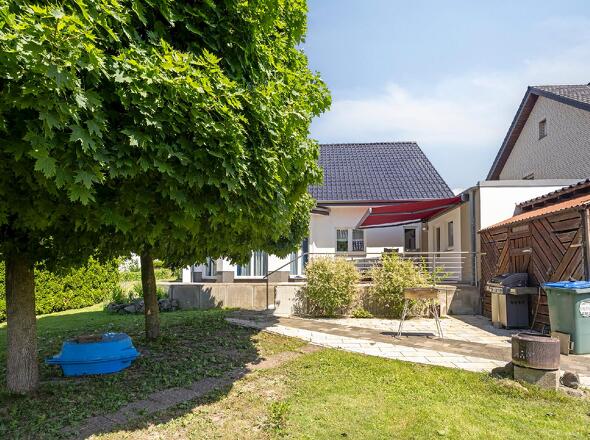 Garten #1 m. Blick. R. 2. Terrasse