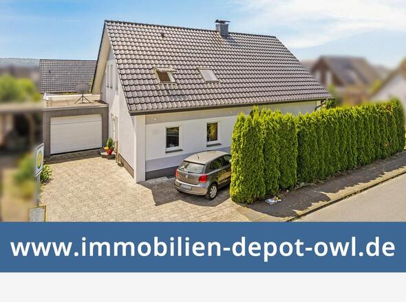 Außenansicht Straßenseite (mit URL)