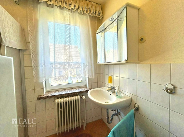 Badezimmer EG