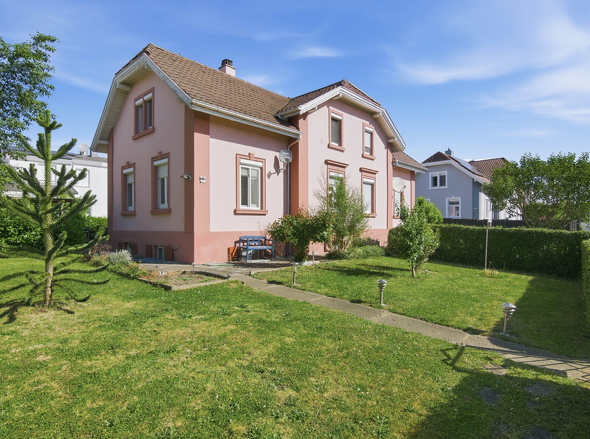 Doppelhaushälfte mit Vordergarten