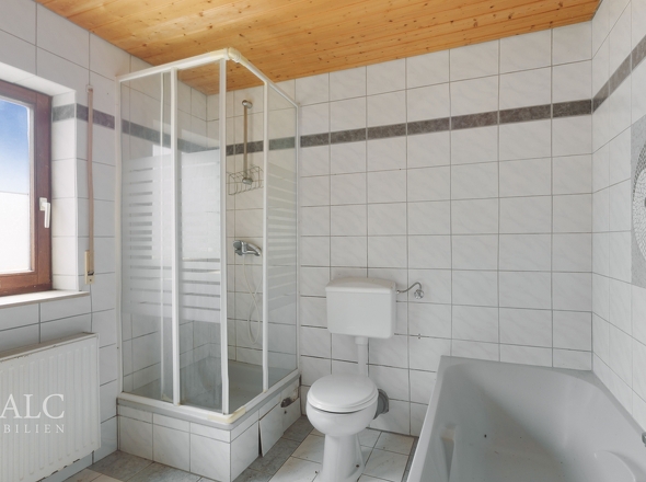 Badezimmer KG