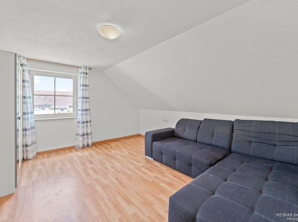 Schlafzimmer DG