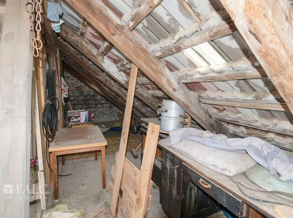 Dachboden Nische