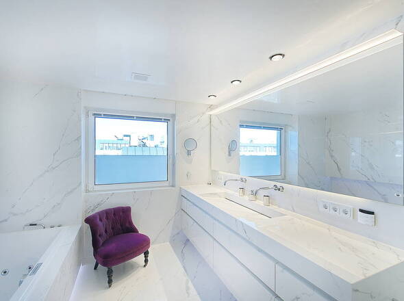 Badezimmer im OG