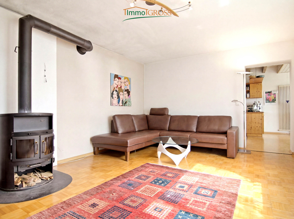 1. UG - Wohnzimmer mit Kamin