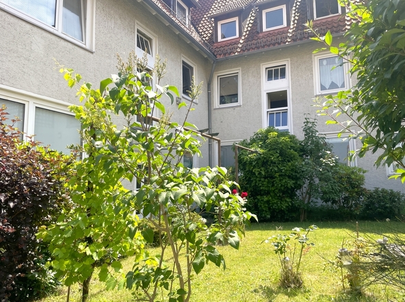 Ruhiger und geschützter Gemeinschaftsgarten