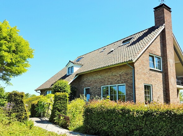 Seitenansicht / Kamin