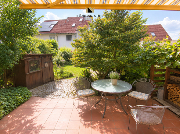 Terrasse und Garten 1