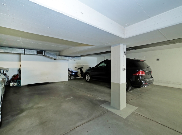 Tiefgaragenstellplatz
