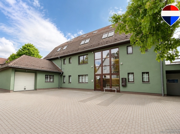 Innenhof Parken - Hauseingang