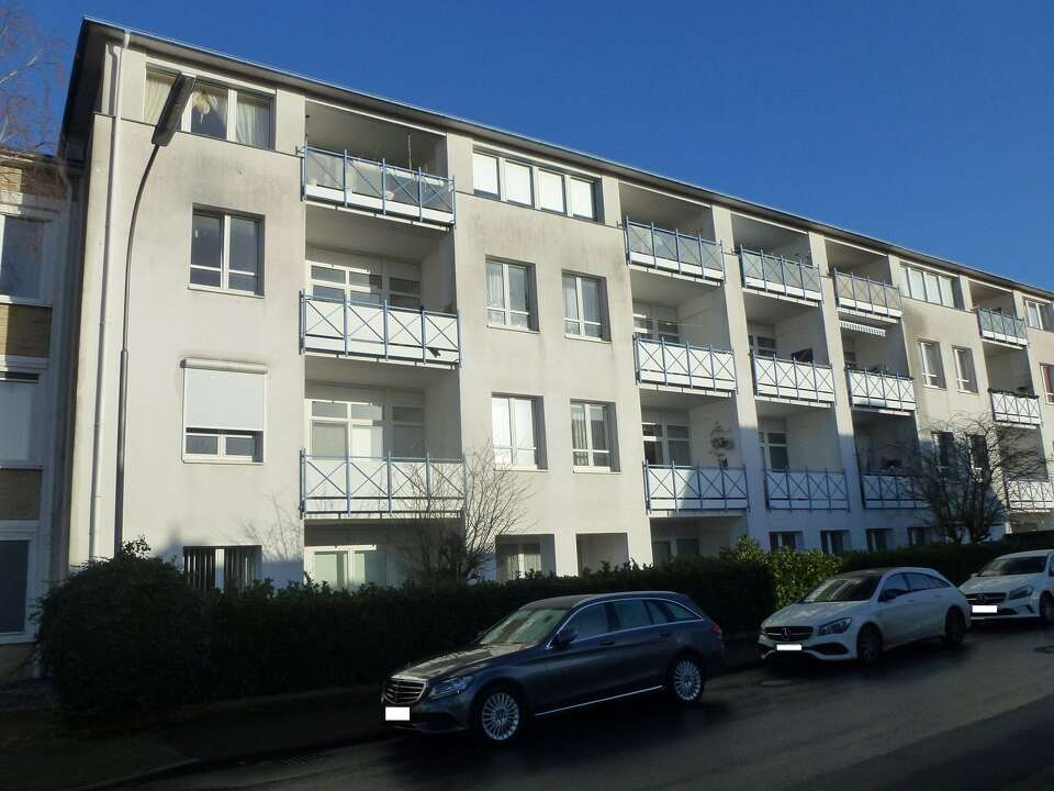 Straßenansicht