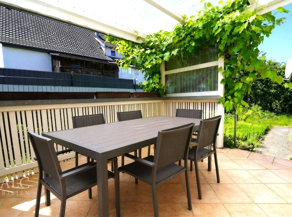 Terrasse EG (Zugang Küche)