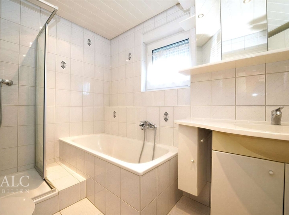 Badezimmer EG