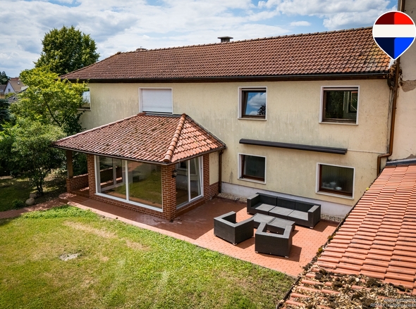 Außenbereich mit Terrasse