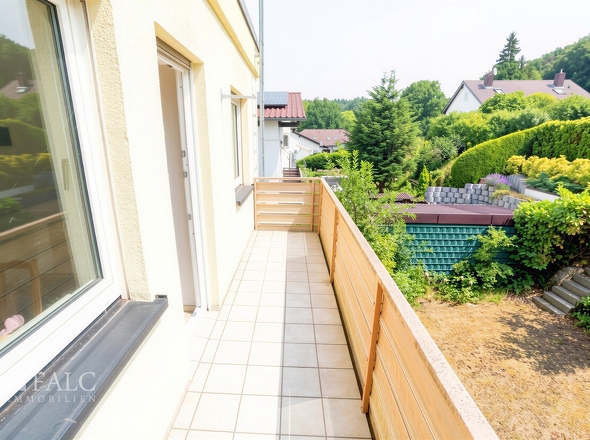 Balkon OG