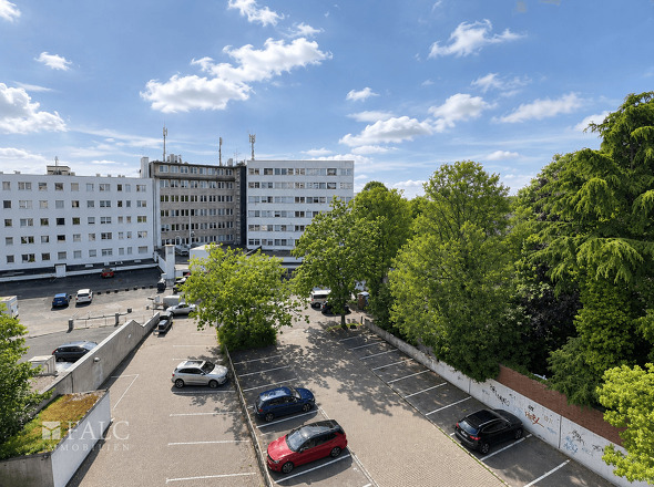 Außenansicht (hinten)