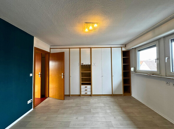 Schlafzimmer 1 OG2