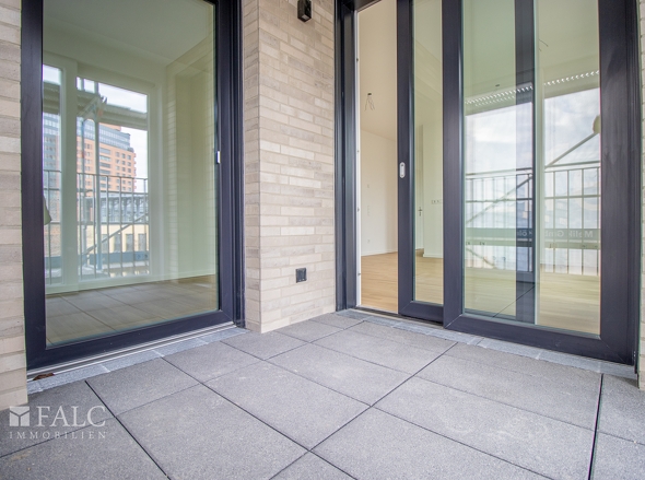 Überdachter Balkon