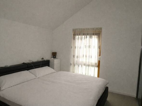 Schlafzimmer DG