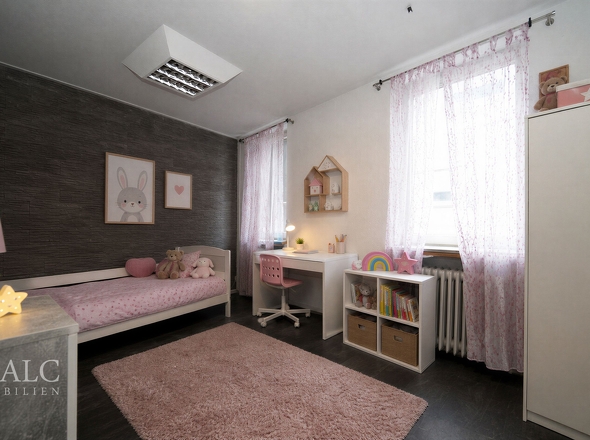 mögl. Kinderzimmer OG