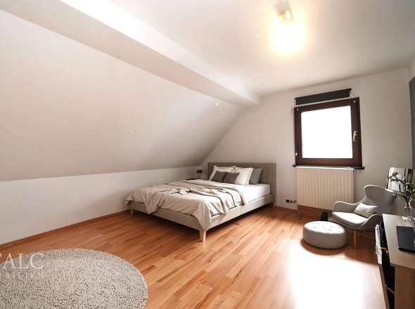 mögl. Schlafzimmer II 2. OG/DG