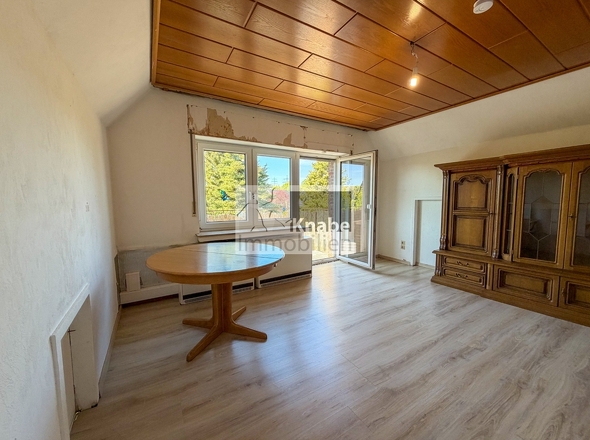 Obergeschoss Wohnraum mit Balkon