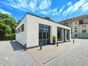 Außenansicht Straßenseitig-links