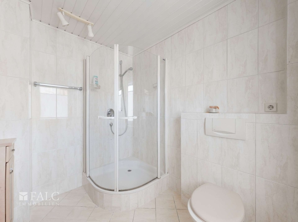 Badezimmer EG