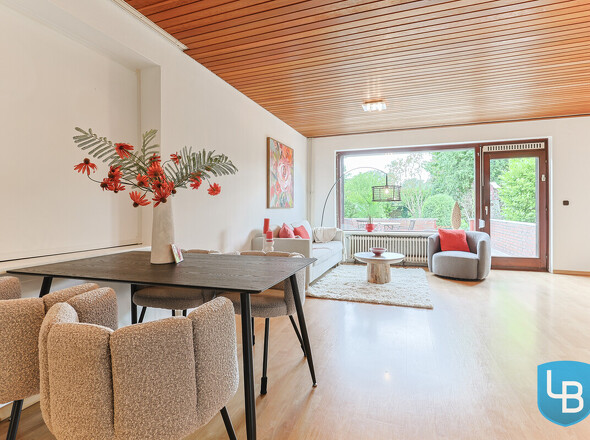 Wohnzimmer nebst Essbereich