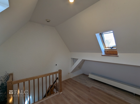 Wohnung I DG Büro