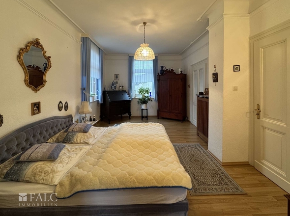 1 OG Schlafzimmer