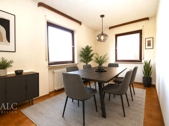 Esszimmer EG rechts (Vis.)