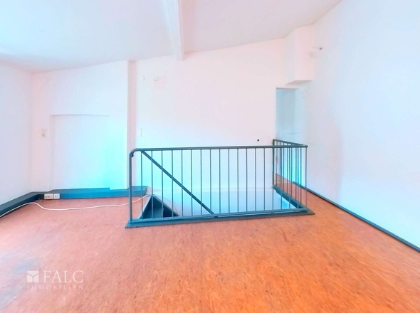 Gewerbe/Büro OG
