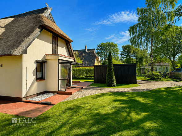 Ansicht Eingang Carport