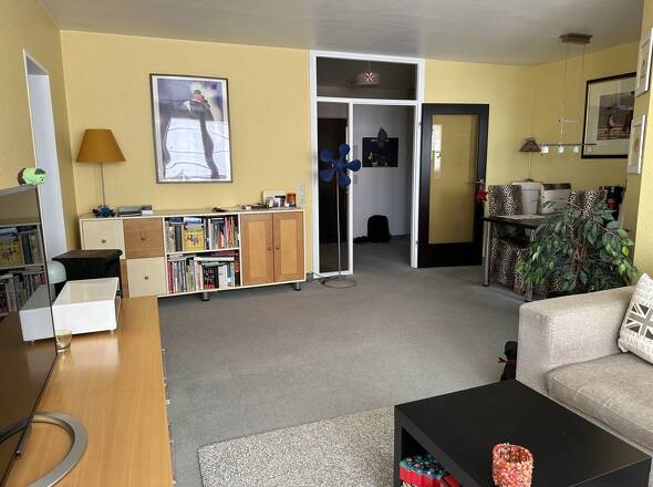 Wohn-und Esszimmer (2)